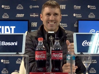 Eduardo Coudet destacou que não sai do Racing nesse momento