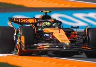 Brit&acirc;nico superou o companheiro de equipe em Zandvoort. Foto: McLarenF1