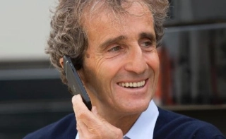 Alain Prost deseja pilotar na F&oacute;rmula E
