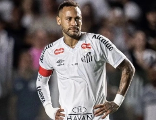 Um Santos sem luz e um Neymar sem brilho: a conta n&atilde;o fecha. Foto: Raul Baretta/Santos FC