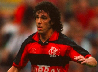 ACHADOS & PERDIDOS - A chegada de Casagrande ao Fla e seu primeiro gol pelo Rubro-Negro