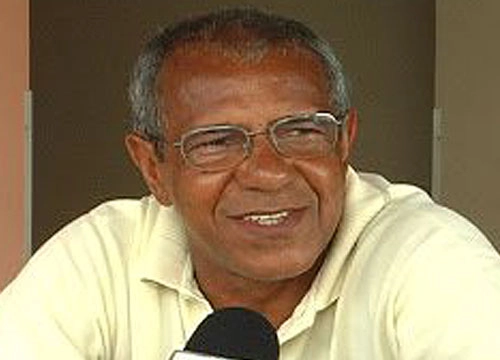 Vantuir  - Ex-zagueiro do Atlético-MG, Grêmio e Flamengo