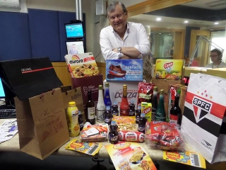 MN EVENTOS - Milton Neves com muitos de seus parceiros comerciais