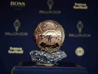 Alisson e Roberto Firmino entraram na lista de indicados ao prêmio Bola de Ouro (Foto: Divulgação