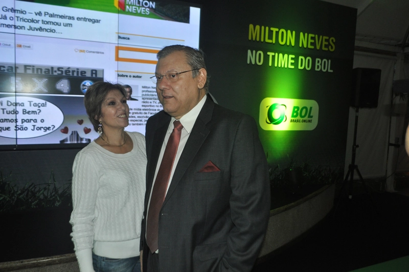 Lenice e Milton em 22 de novembro de 2011, na festa do BOL/UOL que marcou o retorno do Portal Terceiro Tempo ao grupo, evento realizado no Blue Tree da Avenida Faria Lima, na capital paulista. Foto: Marcos Júnior Micheletti/Portal Terceiro Tempo