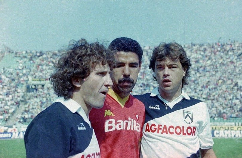 Confronto entre Udinese e Roma na década de 80. Zico, Toninho Cerezo e Edinho. Foto: Divulgação