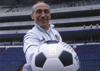 SAUDADE - H&aacute; 15 anos morria Enzo Bearzot, treinador da It&aacute;lia em 82