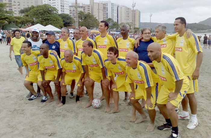 Em pé, da esquerda para a direita: Edu é o primeiro, o quarto é Elzo, Jovenil o sexto, o sétimo é Nenê, Clodoaldo é o oitavo e o último é Eliel. Agachados: Paulinho Kobayashi aparece em primeiro, Ezequiel é o segundo, o quarto é Gilberto Costa, Zé Luiz o sexto e Edinho é o último