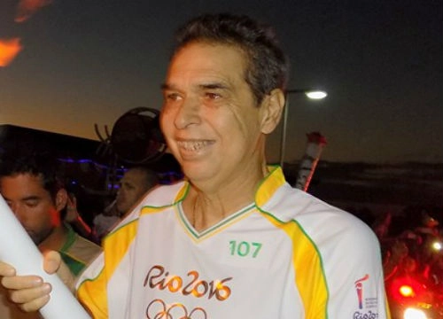 Dudu Dent&atilde;o - Ex-volante do Vasco