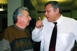 Achados & Perdidos: Saiba como foi a bela homenagem de Fiori Gigliotti a Milton Neves em 2004