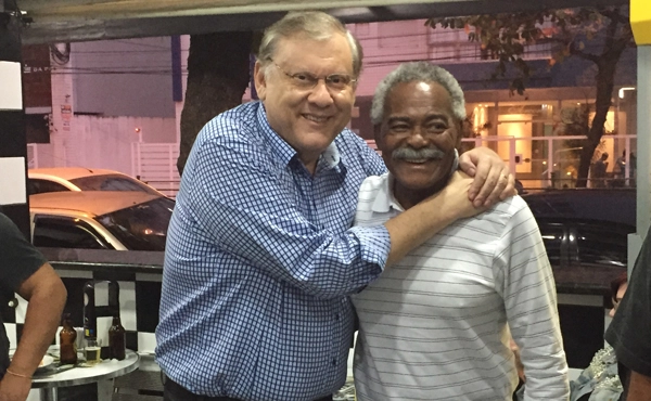 Milton Neves e Coutinho, na Padaria do Carlinhos, em Santos, no dia 26 de agosto de 2015