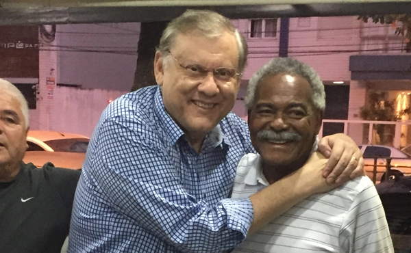 Milton Neves e Coutinho, na Padaria do Carlinhos, em Santos, no dia 26 de agosto de 2015