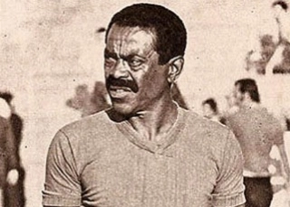 CABECINHA DE OURO - &Iacute;dolo alvinegro, o saudoso artilheiro Baltazar nascia h&aacute; 100 anos