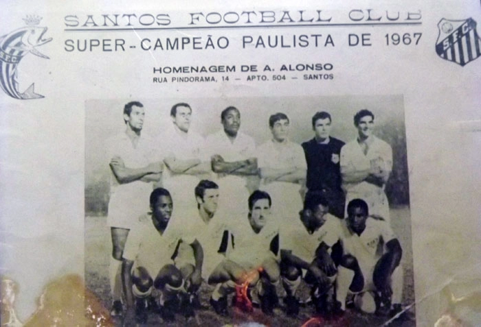 Santos, Super Campeão Paulista de 1967. Em pé, da esquerda para a direita: Carlos Alberto Torres, Ramos Delgado, Joel, Clodoaldo, Cláudio e Rildo. Agachados: Wilson Tergal, Buglê, Toninho Guerreiro, Pelé e Edu. Foto enviada por Vanessa Ferreira, filha de Wilson