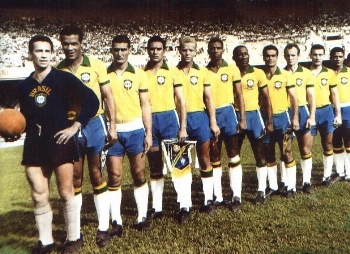 Achados & Perdidos: O dia memor&aacute;vel em que o Palmeiras representou a Sele&ccedil;&atilde;o Brasileira e goleou um rival