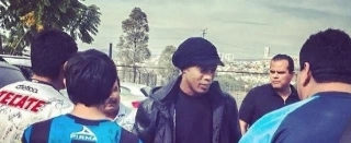 No período em que esteve em campo, Ronaldinho só participou de três lances que chamaram atenção