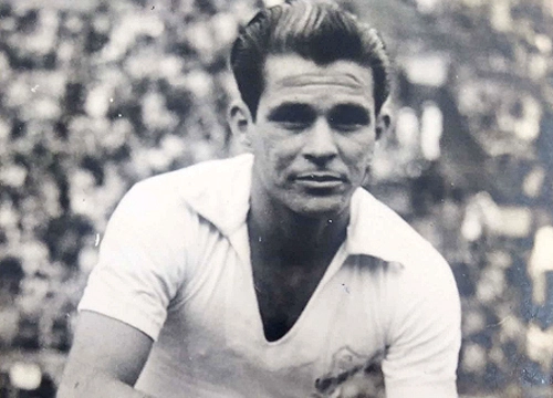 V&aacute;lter Vasconcelos - Ex-meia do Santos