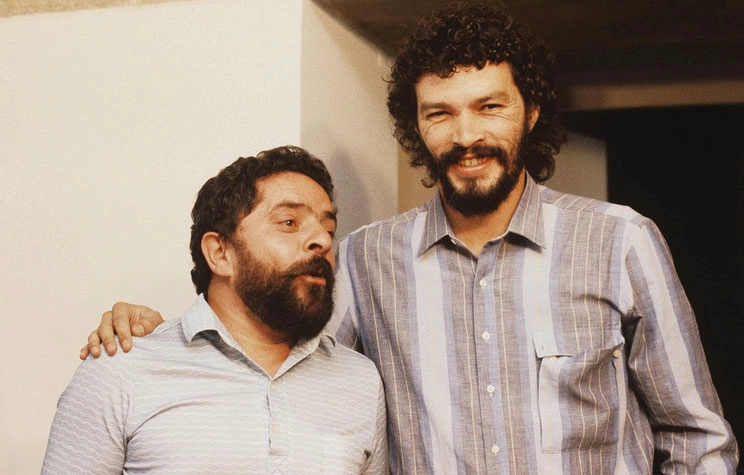 Sócrates e Lula, dois icones brasileiros. Foto: Placar 