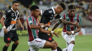 Resultado mantém o Fluzão no Z-4 (Foto: Lucas Merçon/Fluminense)