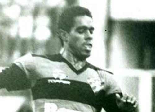 Betão  - Ex-lateral-direito do Sport e Santos