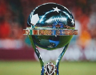 Apenas o primeiro colocado dos grupos classificam-se para o mata-mata da competição. Foto: Divulgação