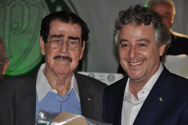 Oberdan Cattani e Paulo Nobre na festa que o Palmeiras promoveu para seus ex-jogadores em 20 de setembro de 2013, no Espaço Armazém, na Vila Leopoldina, zona oeste de São Paulo. Foto: Marcos Júnior/Portal TT