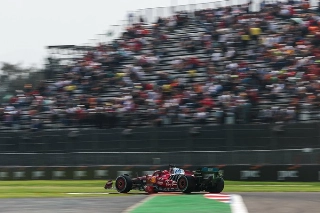 F1: Em sessão inflada de novatos no México, Leclerc lidera e Bortoleto é quinto