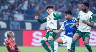 Precisando reverter uma desvantagem de três gols, Palmeiras recebe a LDU pela Libertadores; as formações