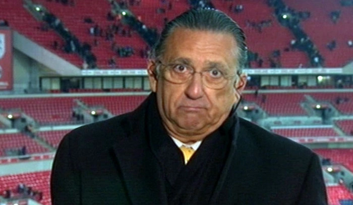 Em 06 de fevereiro de 2013, Galvão Bueno no estádio de Wembley, durante a transmissão de Inglaterra 2 x 1 Brasil. Crédito da foto Reprodução