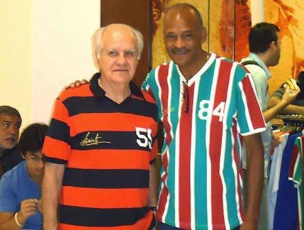 Confraternização entre ex-flamenguistas e tricolores. No caso, Evaristo de Macedo e Assis. Foto: Reprodução