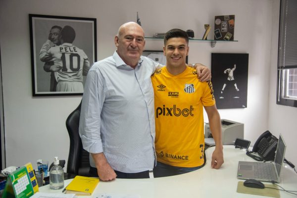 Jogador de 26 anos assinou contrato de empréstimo com o Peixe até o fim de 2022. Foto: Ivan Storti/Santos FC