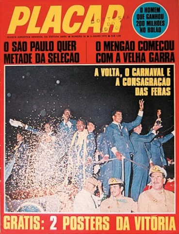 foto da Seleção no trio elétrico estampa a capa da revista Placar em 1970