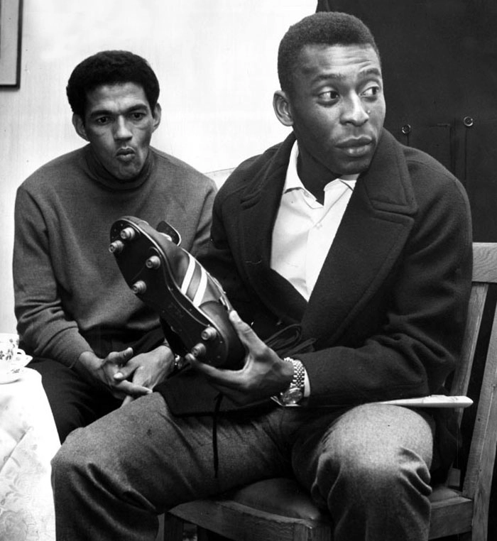 Garrincha e Pelé nunca perderam uma partida na Seleção Brasileira quando atuaram juntos. Crédito da foto: My Ear