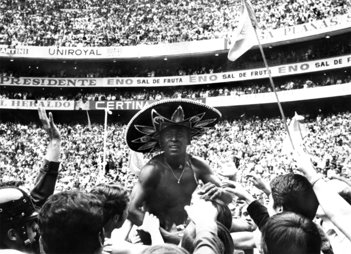 O Rei do Futebol conquistou a população do México durante a Copa de 1970. Foto: In My Ear