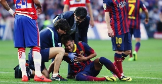 O comandante do Bar&ccedil;a quer deixar Neymar mais perto do gol e por isso voltou a escal&aacute;-lo pela esquerda, desta vez mais perto da grande &aacute;rea