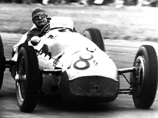 Duncan Hamilton com Talbot-Lago T26C em 1951. Foto: Divulgação