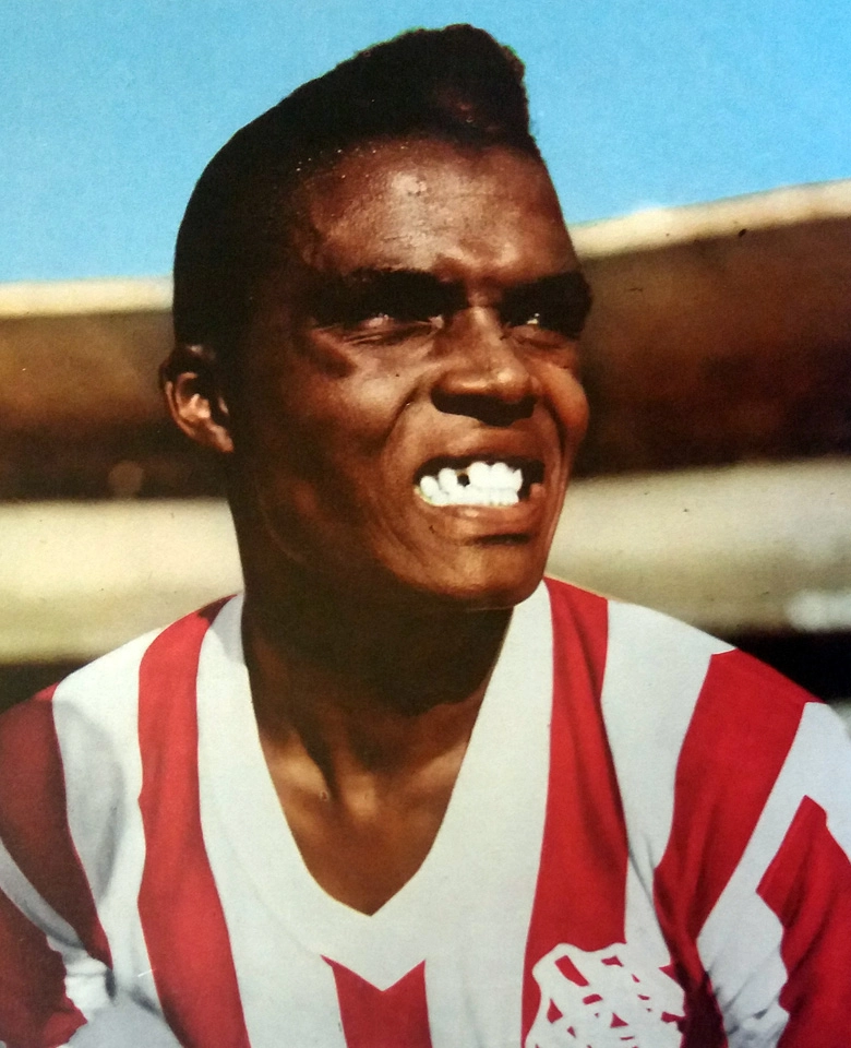 Zózimo em foto da Revista Manchete Esportiva, 69, de 1957