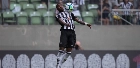 Ponte Preta tenta evitar 'drible' do Atlético-MG em venda de Emerson