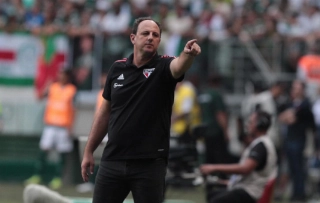 Rogério Ceni comanda a equipe tricolor nesta noite contra o Ayacucho. Foto: Rubens Chiri/saopaulofc.net