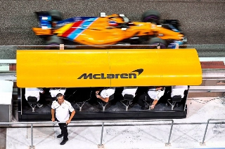Um 'canhão" pode fazer a equipe repensar sua dupla de pilotos. Foto: McLarenF1
