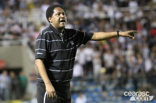 Saudade: H&aacute; cinco anos morria Lula Pereira, ex-zagueiro e treinador de futebol