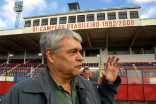 Morre Otacílio Gonçalves, o 'Chapinha', vitorioso treinador gaúcho