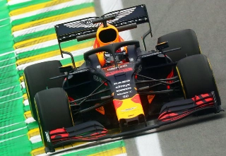 Holandês fez uma classificação perfeita em Interlagos. Foto: Aston Martin Red Bull Racing