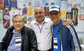 Achados & Perdidos: Milton Neves em evento da APAS de 2015 com o Divino Ademir da Guia