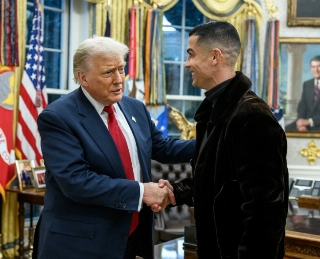 Cristiano Ronaldo, Trump e a FIFA... de jatinho privado das Arábias. Por Ricardo Setyon