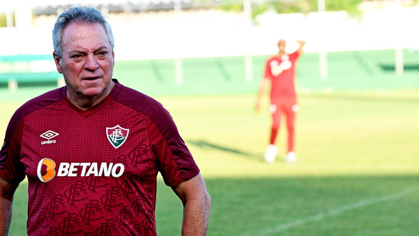 Abel Braga durante trabalho no CT Carlos Castilho. Foto: Divulgação/Fluminense