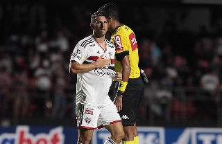 Alguns jogadores do Tricolor serão poupados, mas Calleri está confirmado. Foto: Paulo Pinto / saopaulofc.net