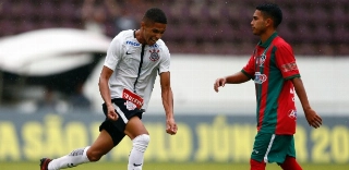 Corinthians faz 5, vence mais uma na Copinha e garante vaga na 2ª fase