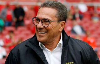 Técnico está em fase de negociação para renovar com o Vasco. Foto: Reprodução/Twitter Vasco