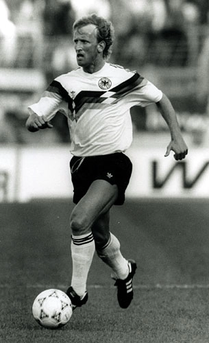 Brehme jogou muito pela Seleção da Alemanha, além de enterrar as chances argentinas de ser Tri Campeã